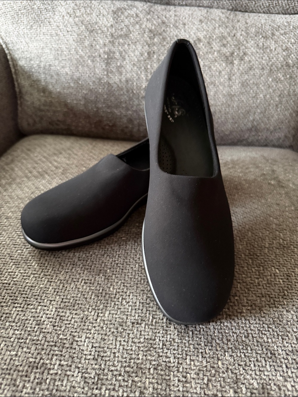 SAS Tripad Comfort Foot Bed Black Slip On Wedge Loafers Shoes Womens Size 7 NWOB